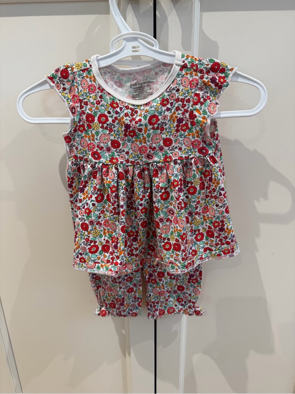 First impressions 3-6m Top and Leggings Set - floral theme